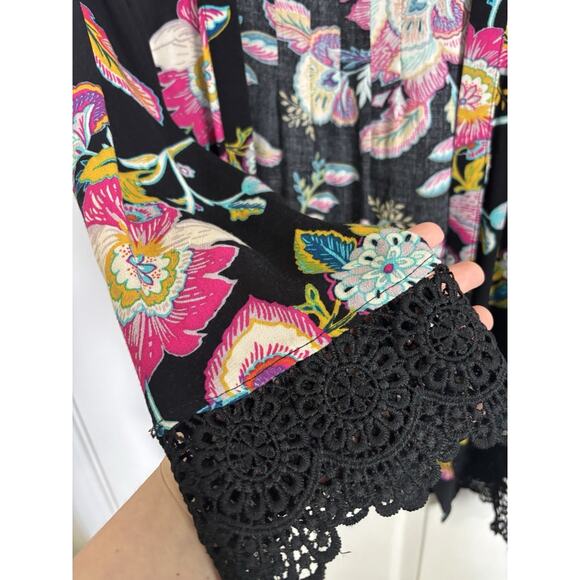 Black Floral Crochet Knit Open Front Cardigan Kimono Size XS Fairy Grunge Travel - Picture 6 of 8